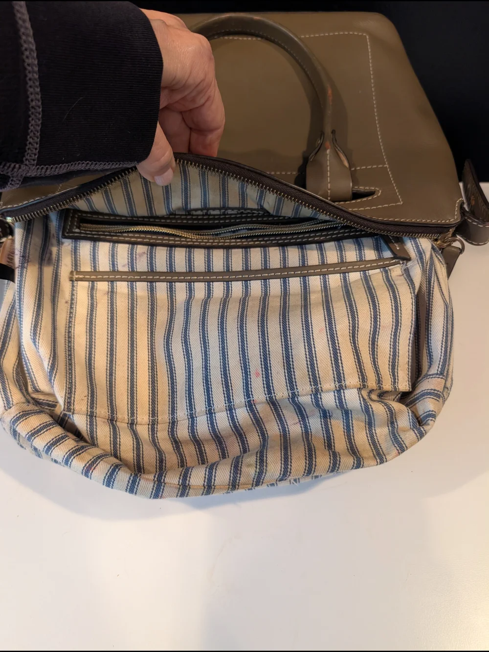 Dooney & Bourke Vintage Satchel Project Bag In Need of Rehabbing